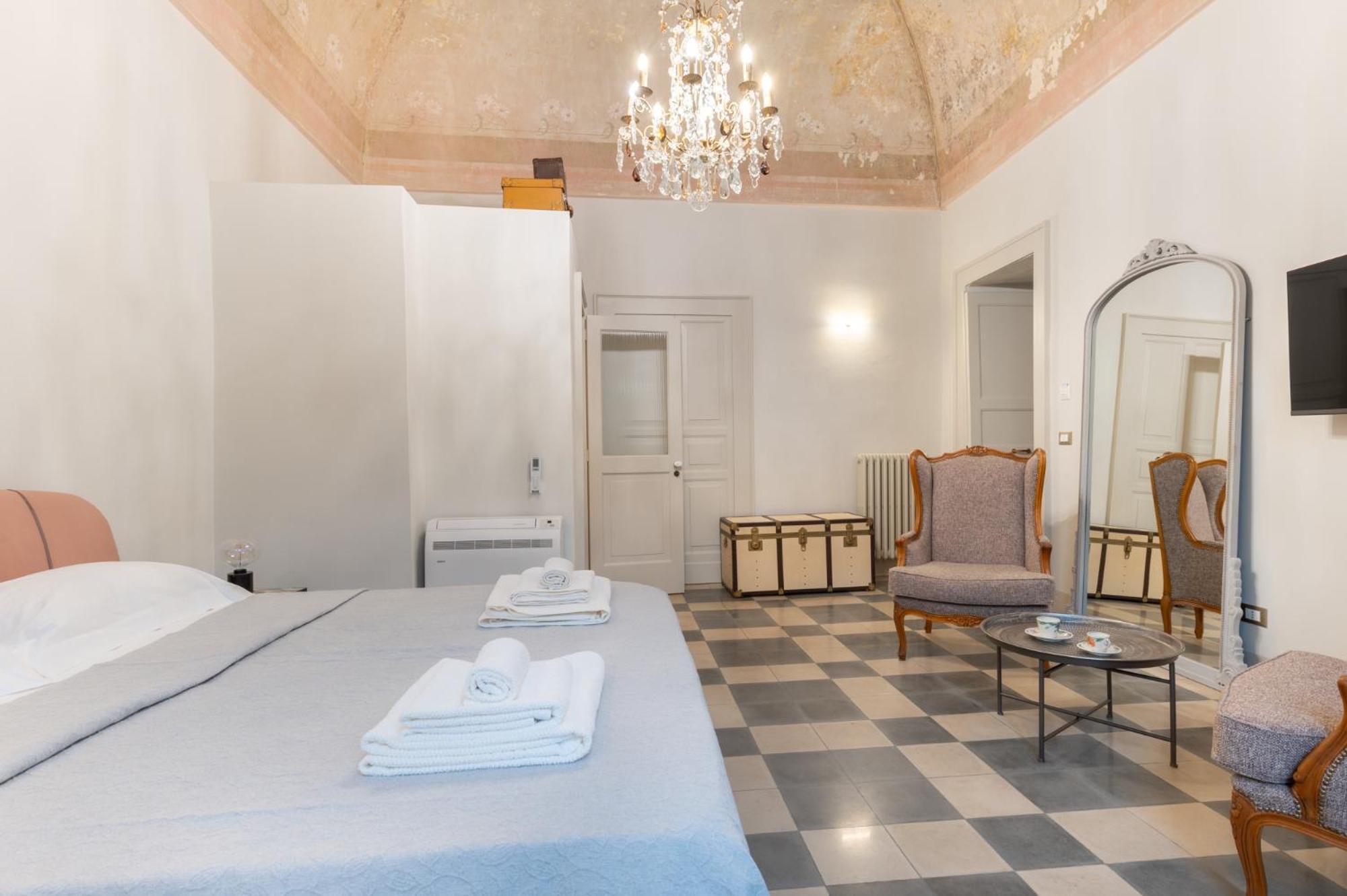 Donna Zaira Rooms&Suites Maglie Bagian luar foto