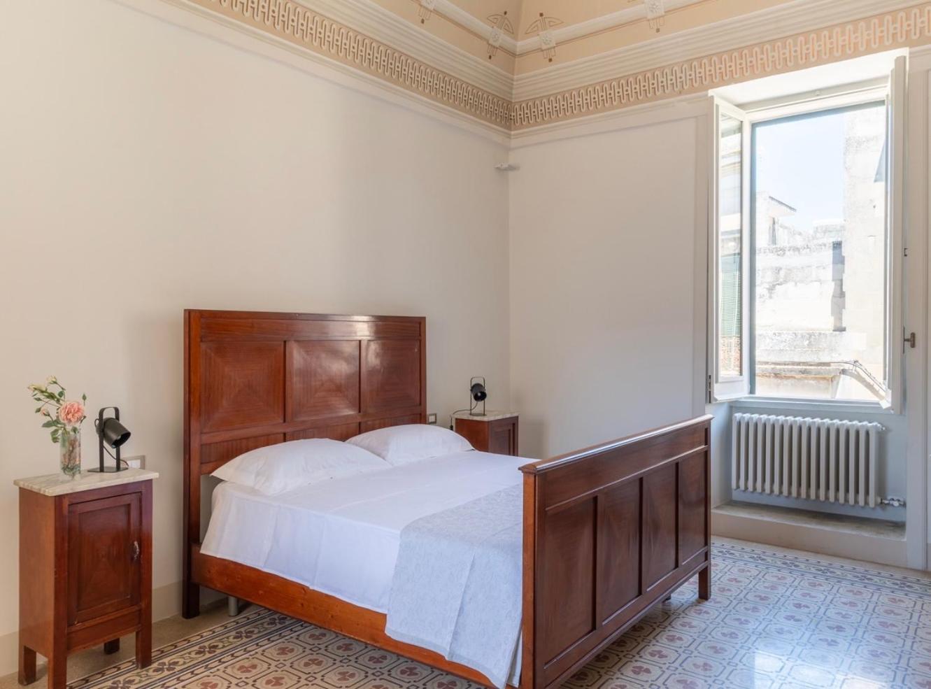 Donna Zaira Rooms&Suites Maglie Bagian luar foto